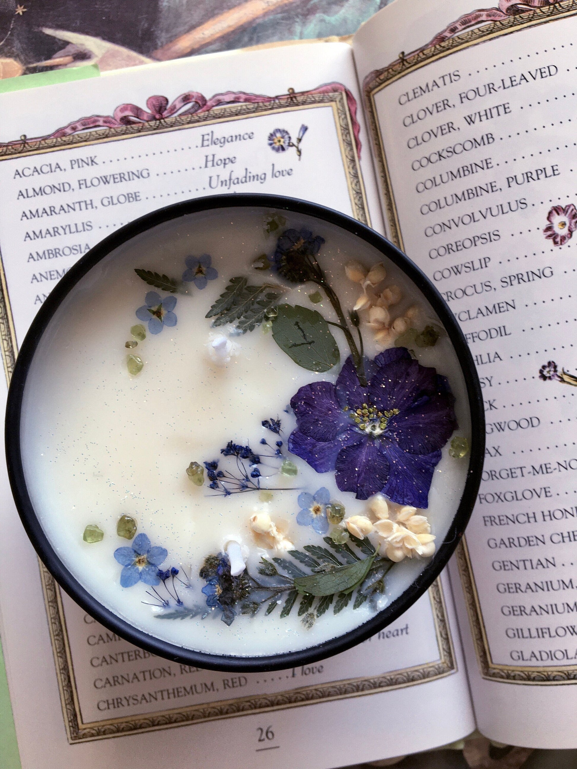 Violet Botanical Candle-Calypsos Cottage